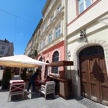 Peaceful Studio On Rynok Square 利沃夫 外观 照片