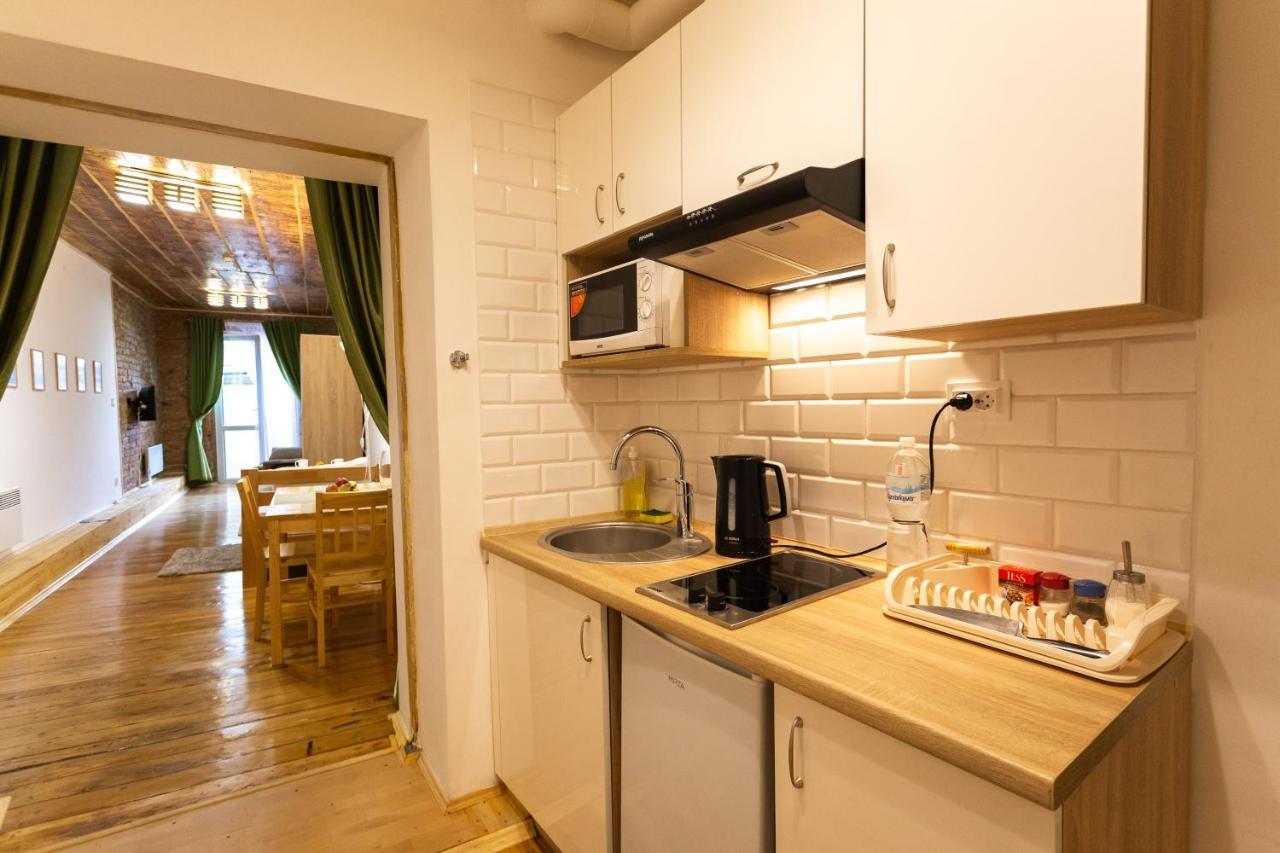 Peaceful Studio On Rynok Square 利沃夫 外观 照片